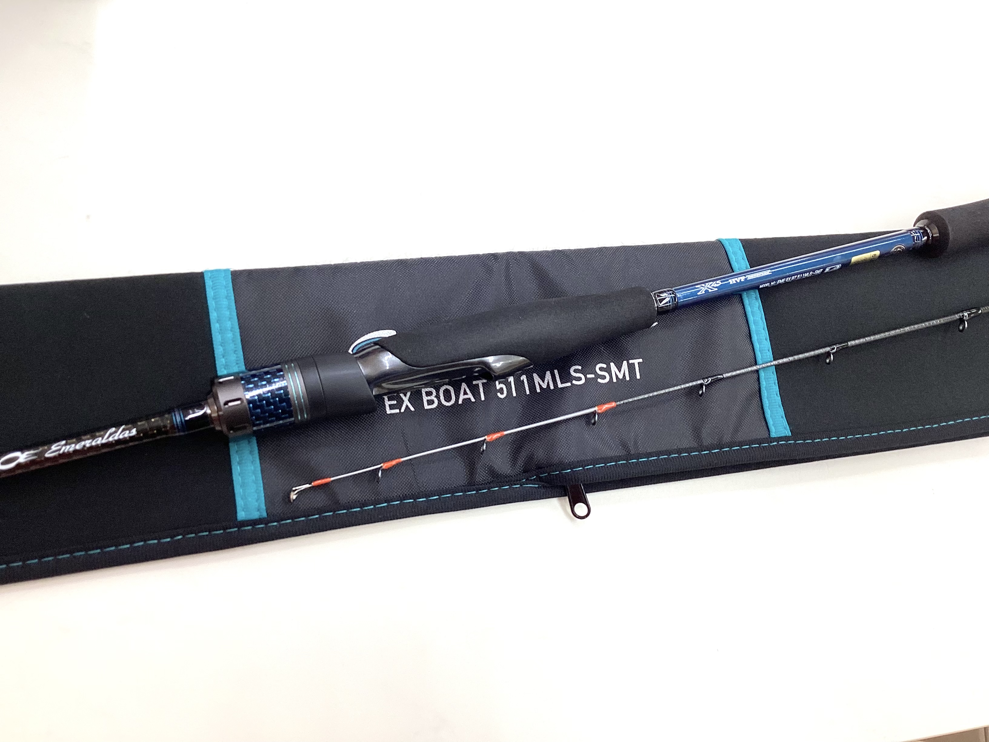 D7FF9092-B1AF-4EC0-8E1C-