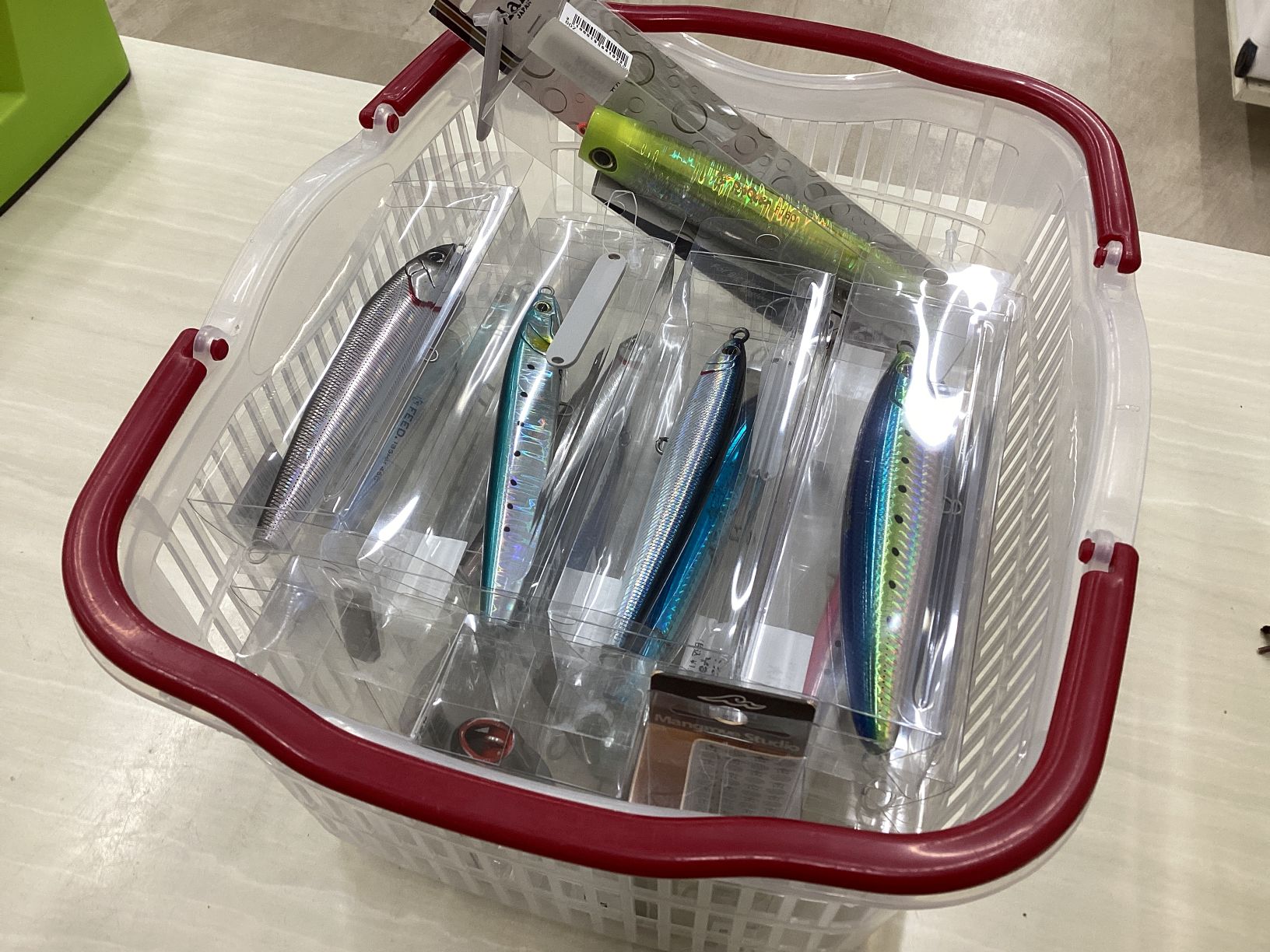 中古商品入荷情報！